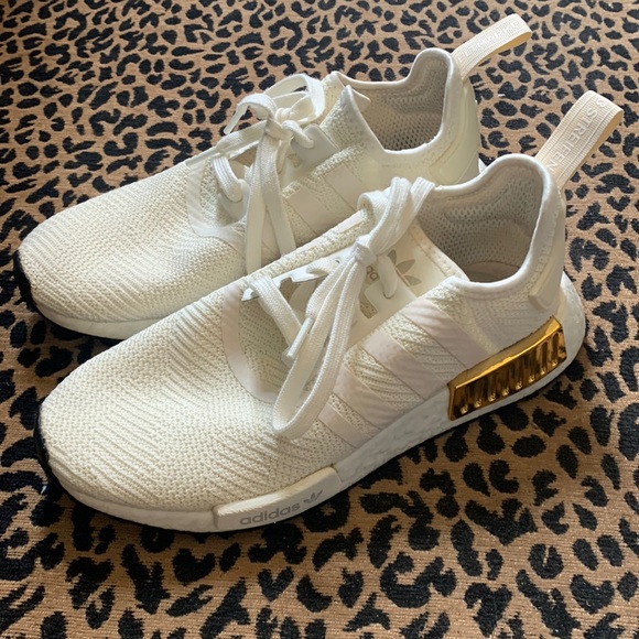 adidas Shoes - adidas Die Weltmarke Amit Den 3 Streifen Shoes